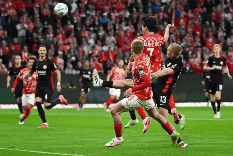 关于斯图加特势不可挡，主场击败美因茨的信息