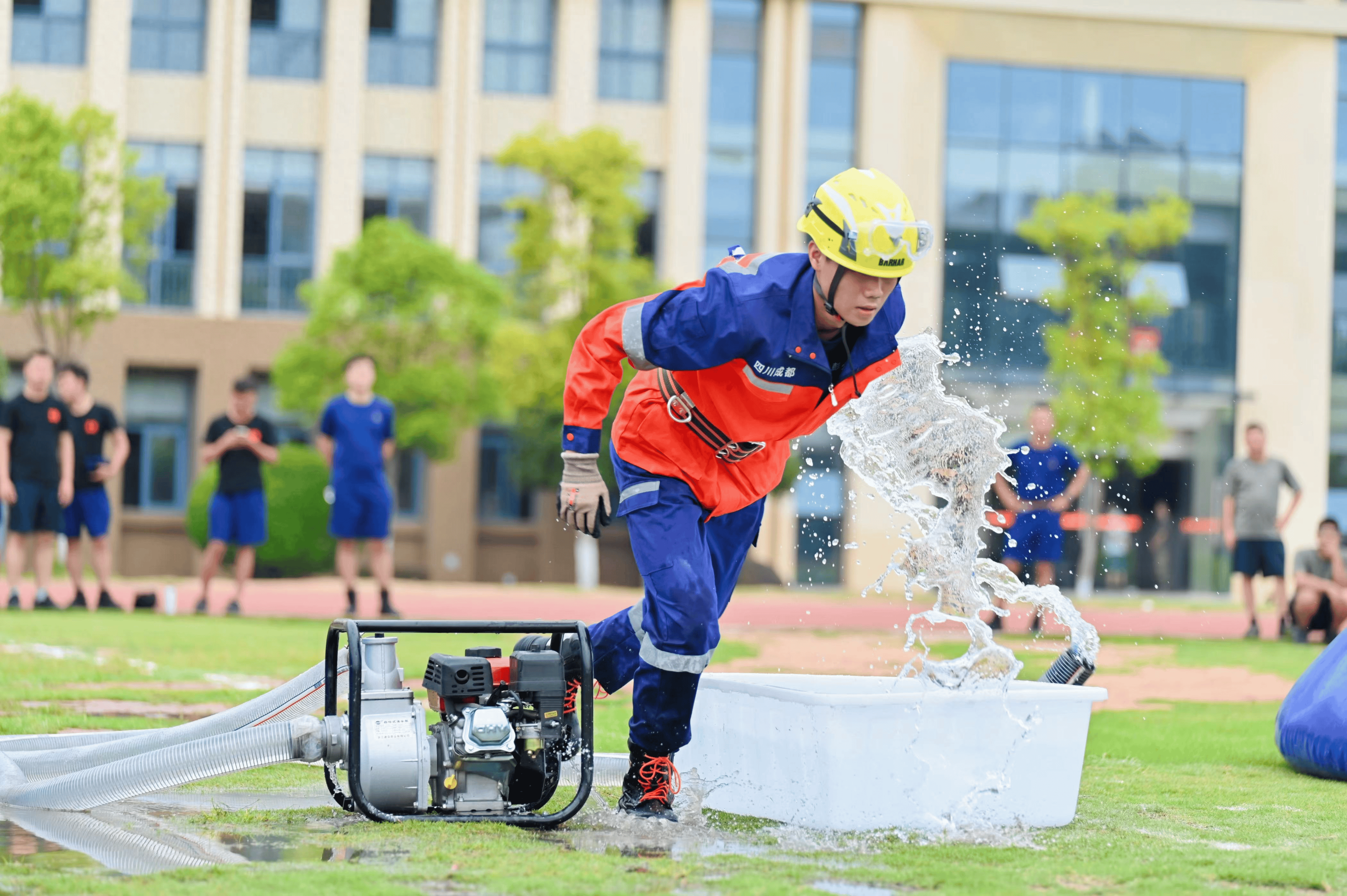 关于激烈角逐即将拉开序幕,各队实力备战的信息 关于激烈角逐即将拉开序幕,各队实力备战的信息