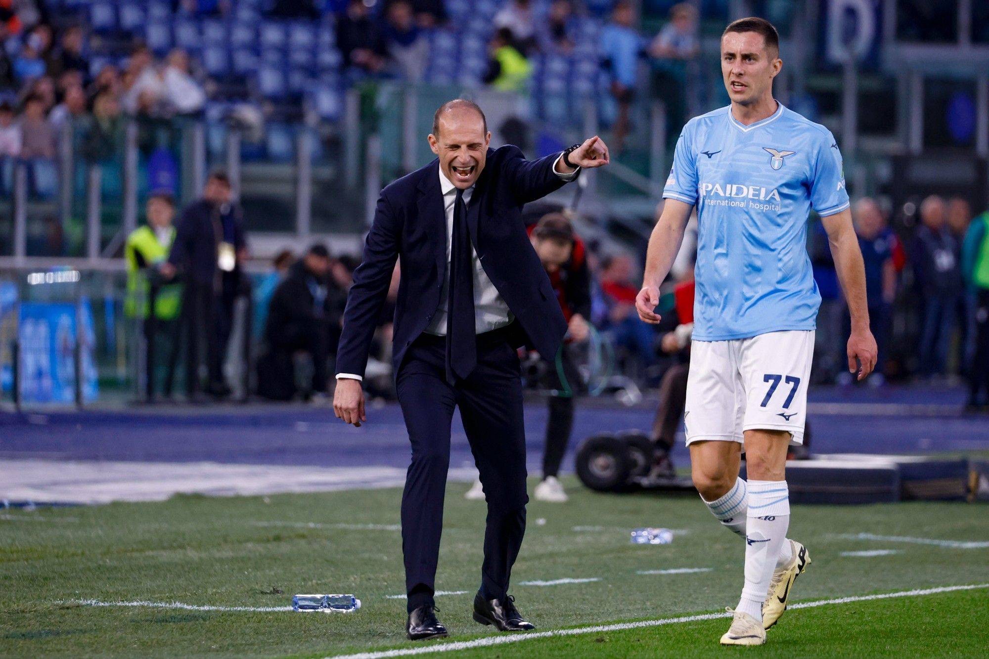 尤文图斯主帅突发身体不适,球队状况引发担忧(尤文图斯主教练照片) 尤文图斯主帅突发身体不适,球队状况引发担忧(尤文图斯主教练照片)